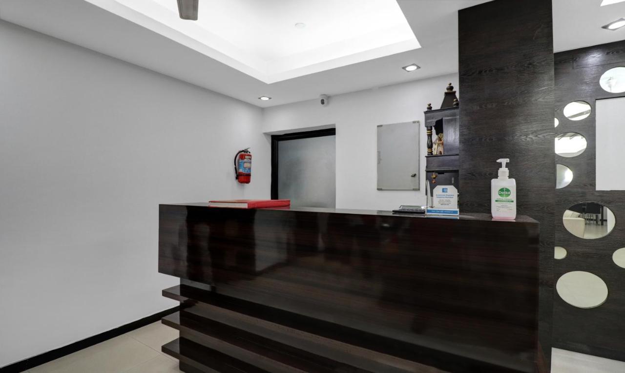 Treebo Trend Exotica Opp Sector 62 Hotel Ghaziabad Exterior foto